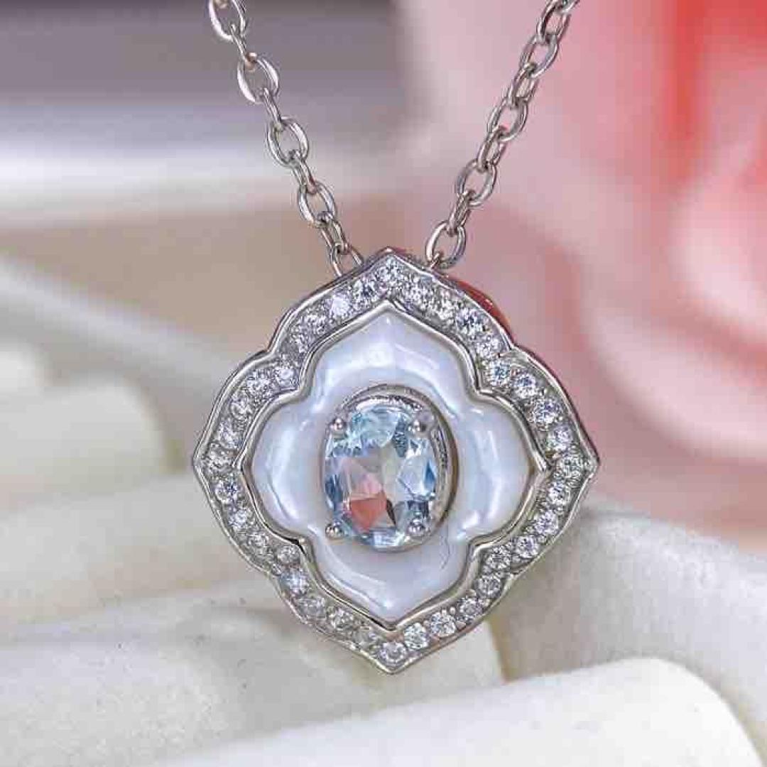 2025 Natural Aquamarine Pendant s925 Silver Inlaid Simple Court Fashion Design for Women 925 Silver
