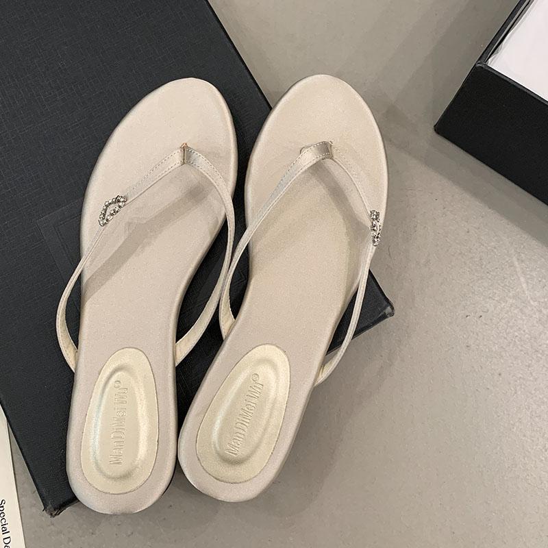 

Fashion Fashion Round Toe Ladies Flats Slippers Shoes New In Summer Beach Female Slides Women Flats Slippers Sandals Shoes Flip flops 35 бежевый