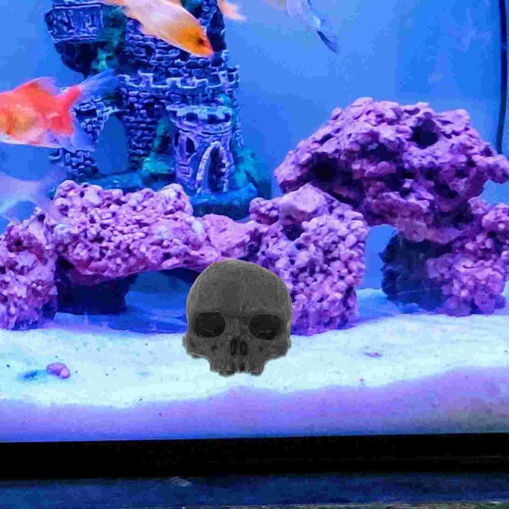 Black Skull Resin Naments Fish Tank Decorations Aquarium Decor Fake Model Pet Products Resin Head Bone Statue Fish Tank