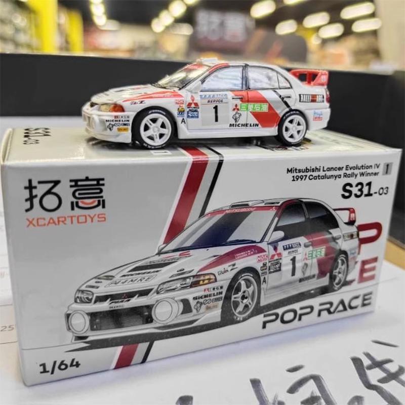 Stock Tuoyi Poprace 1:64 Mitsubishi Evo 4th Generation Iv Rally Champion Car Lancer Flower Car Alloy Model Custom Toys Gifts