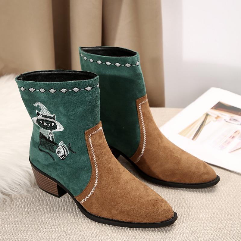 Fashion Retro High Heel 2025 New Women's Fashion Autumn Winter Short Thigh Block Heel Short Boots Embroidered Women's Shoes