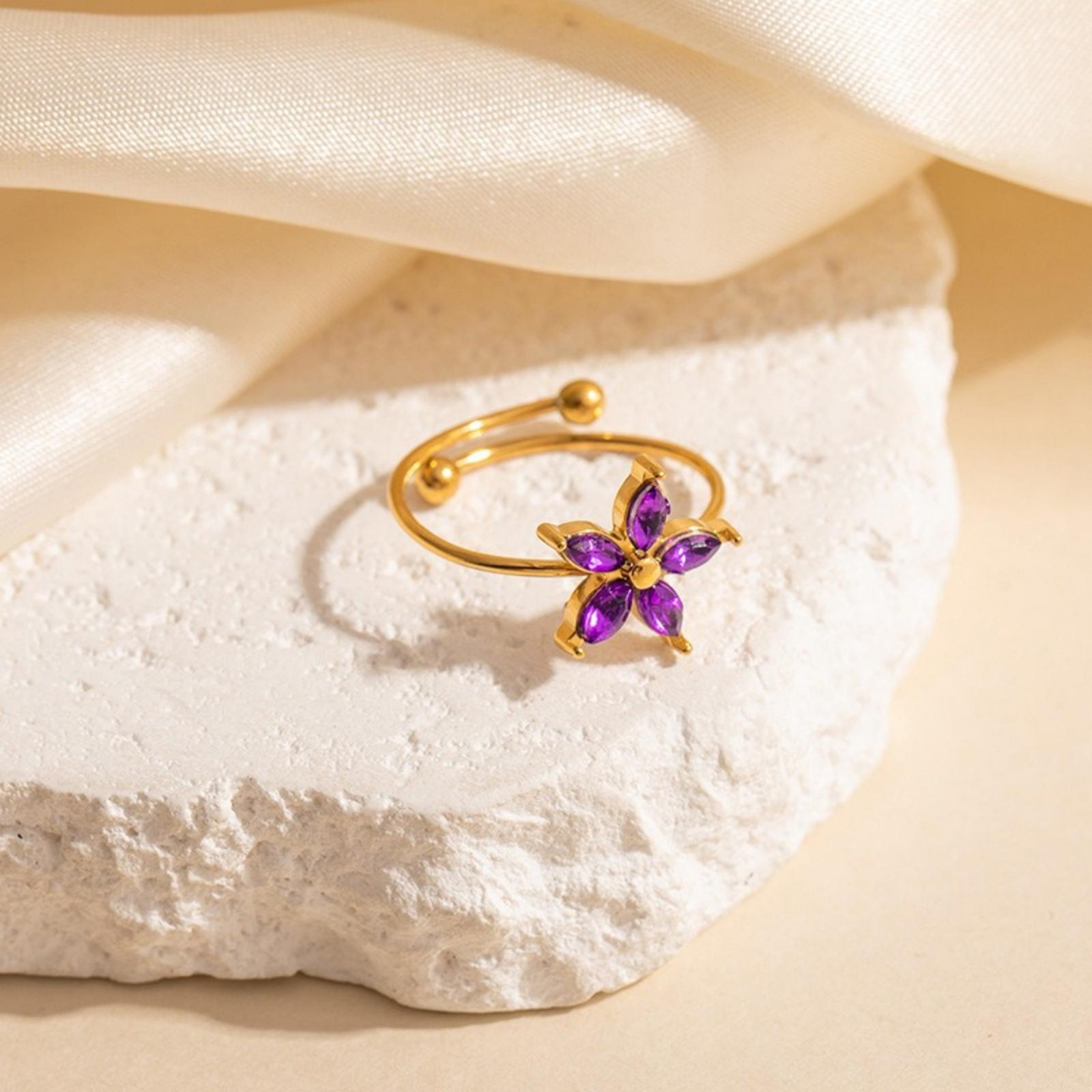 

1 Piece Stainless Steel & Cubic Zirconia Open Adjustable Flower Rings 18K Gold Plated For Women Gift 19.6mm(US Size 9.75) size 9.75 фиолетовый