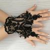 Spitzenblumen-Häkel-Fingerlose Handschuhe Elegante Sonnenhandschuhe Damen Netz Tanz Hochzeits-Fäustlinge Handdekoration