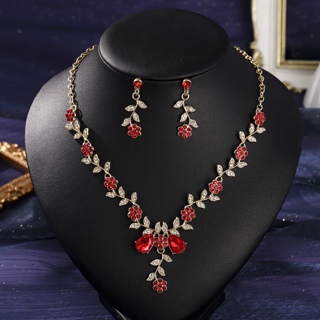 European and American Retro Necklace Earrings Set Bridal Wedding Banquet Dress Accessories Exaggerated Luxury Ruby Two-piece Set 2026