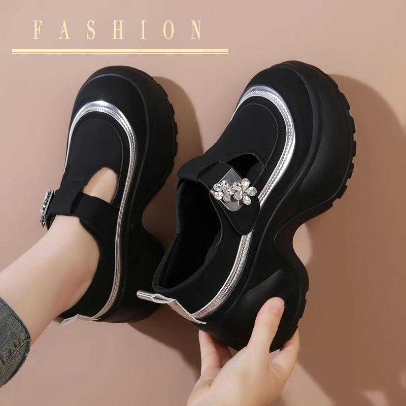 Fashion Platform Hollow Bag with Baotou Daddy Shoes Worn Out 2025 Summer New