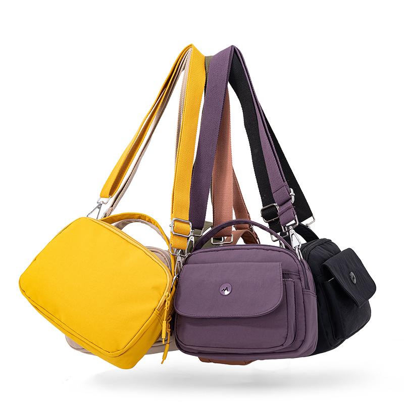 Borsa a tracolla da donna tinta unita a spalla in nylon leggera piccola quadrata