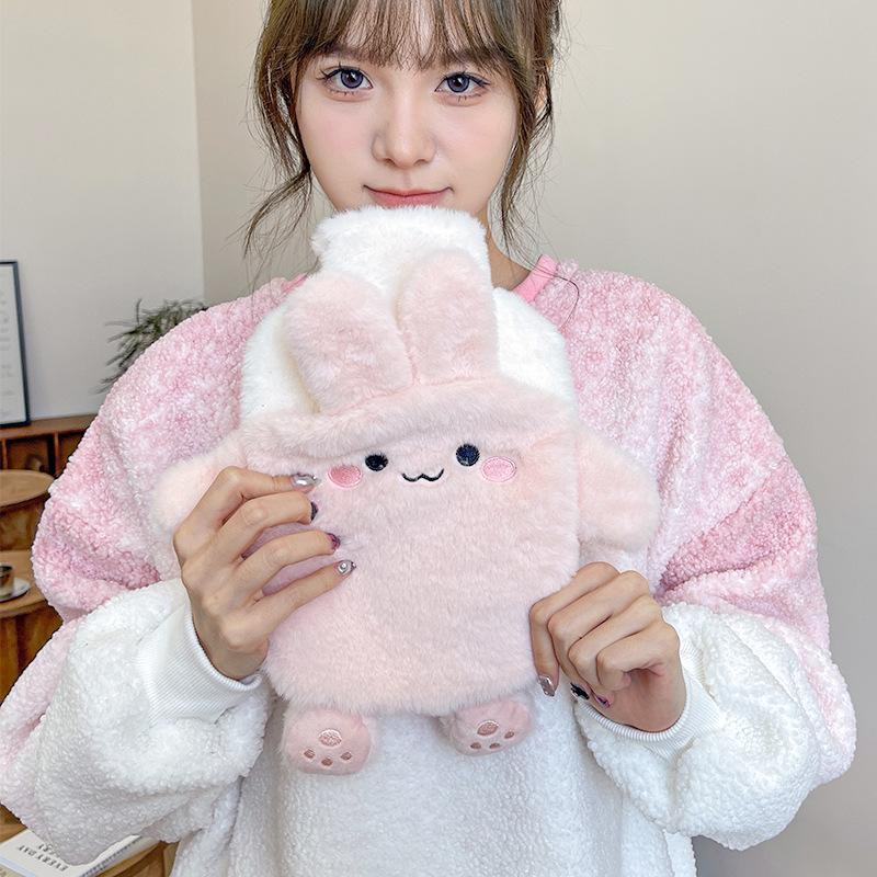 Water Injection Hot Water Bag Can Be Inserted Into The Flushing Water Heating Handbag and PVC Warm Water Bag Flushing Water Heating Foot Bed Special