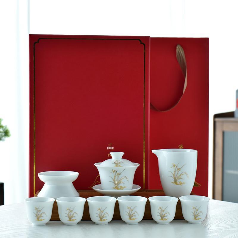 

Белый фарфоровый 10-предметный чайный набор Кунг-фу Орхидея в подарочной коробке Brown Simple Box with Ceramic Tea Tray
