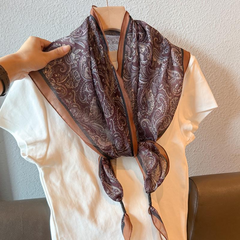 Japanese Retro Polka Dot Cotton and Linen Triangle Scarf Silk Scarf Women's Thin Neck Protection Scarf High-end Neck Scarf