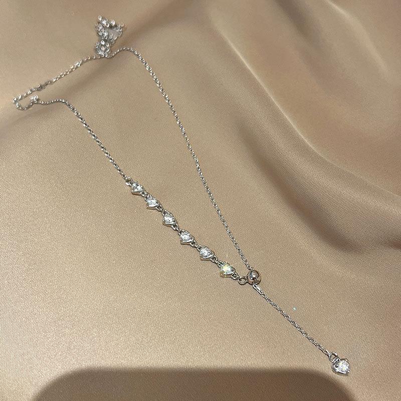 Zirkon Herz Quasten-Kette zum Hochziehen Süße Schlüsselbeinkette Fortgeschrittenes Nischendesign Gefühl