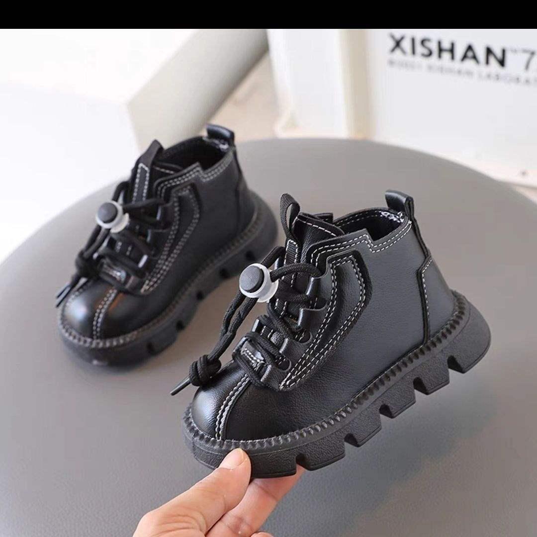 

Children s Soft Leather Martin Boots (Ages 1-5) - 2025 New British Style for Boys and Girls, Soft Sole, Spring/Autumn Collection 24 Insole 15.0CM