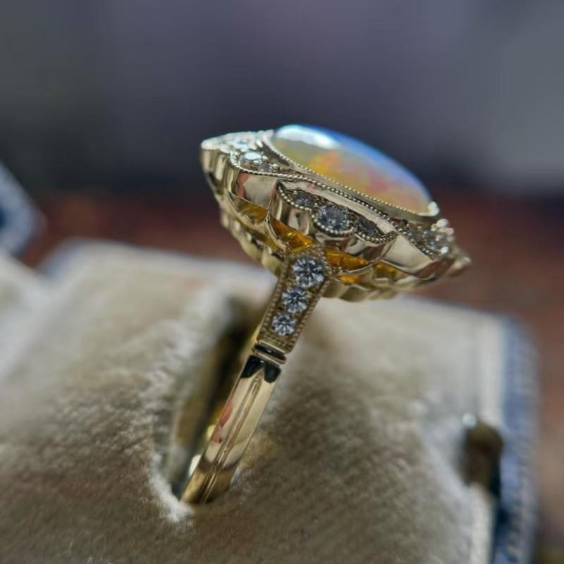 Dazzling Inlaid with White Stone Gold Color Rings Round  Party Rings for Women Jewelry