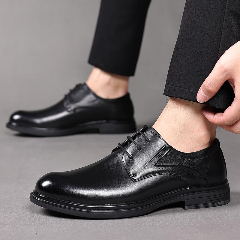 2025 autumn new dress men's casual leather shoes men's leather trend youth small leather shoes British style gentleman shoes