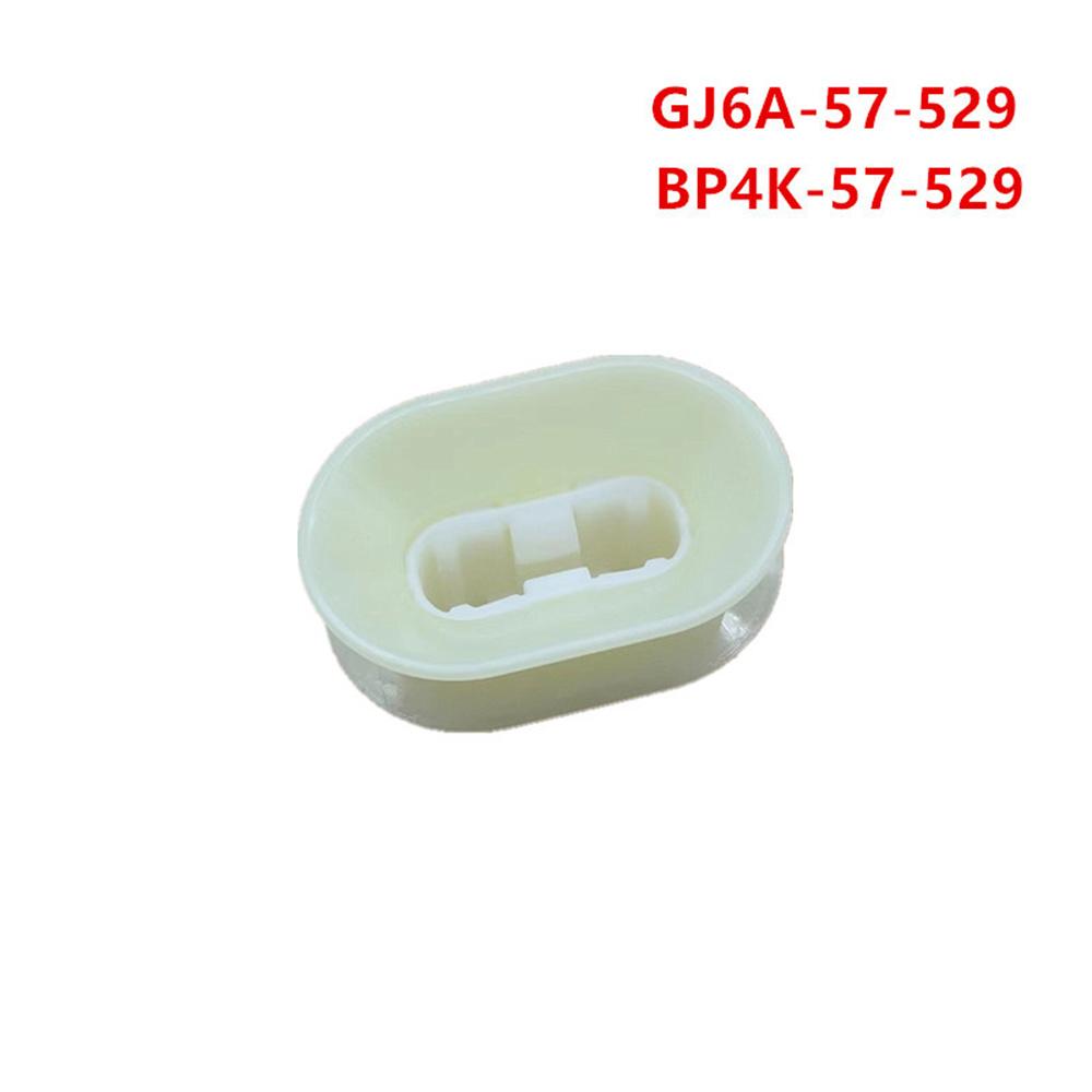 

2pcs Car Rear Seat Fixing Clips GJ6A-57-529 For Mazda 6 3