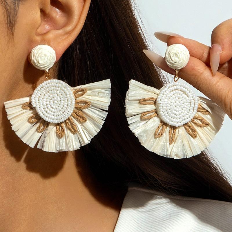 Fan-shaped Raffia Flower Earrings, Summer Vacation Style Earrings, Dopamine Colored Braided Earrings