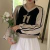 Youthful Girl Age-Defying V-Neck Color Block Sweatshirt - Spring/Autumn Fashion Top