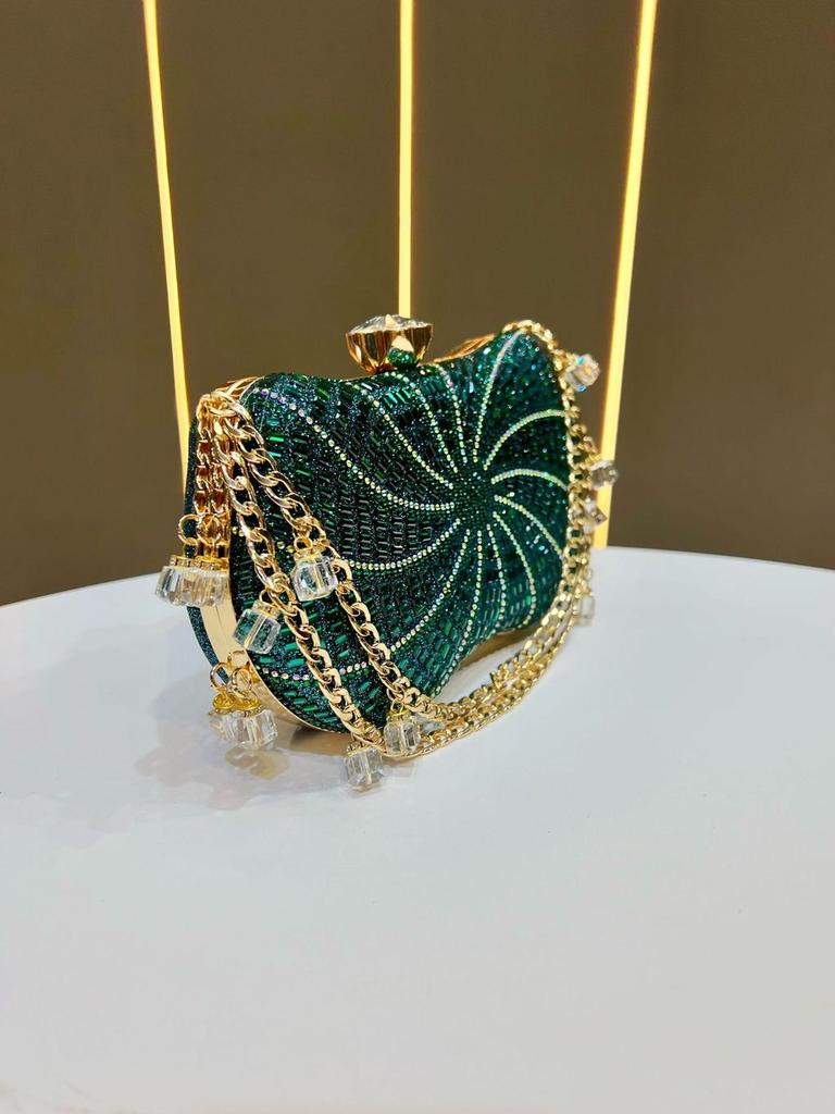 Fashion Ladies Sparkling Water Diamond Evening Bag With Lock Closure For Formal Events