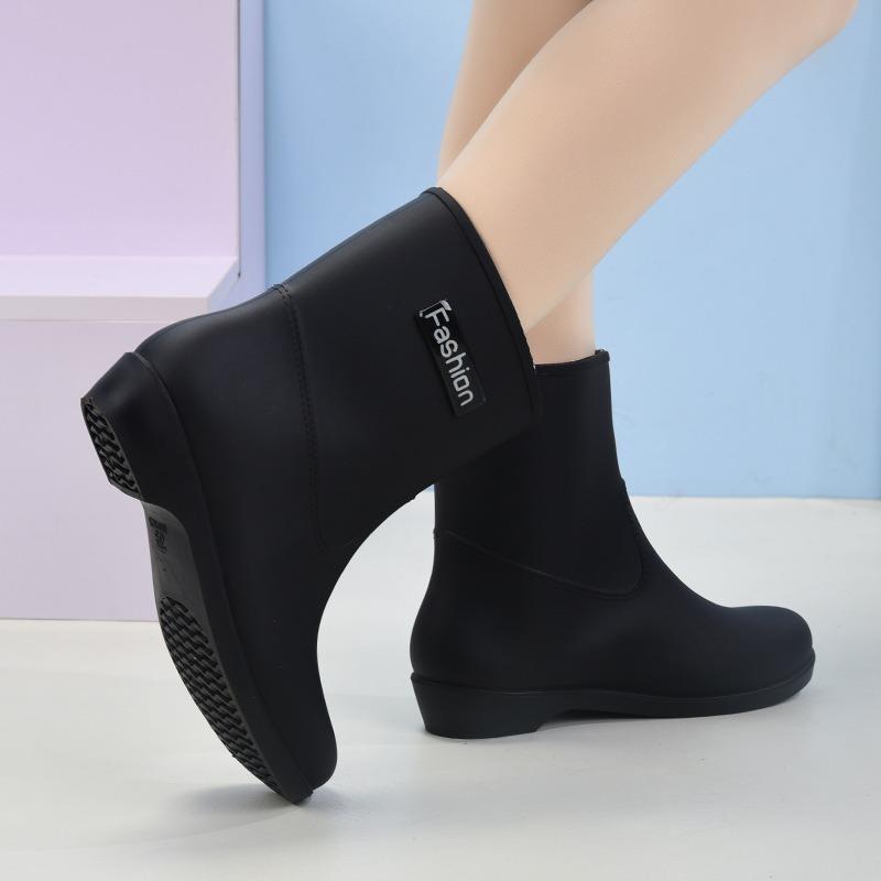 Fashion Medium Tube Non-slip Waterproof Shoes Rain Shoes Rain Boots Water Boots Thermal Cover Shoes Female Adult Long Tube