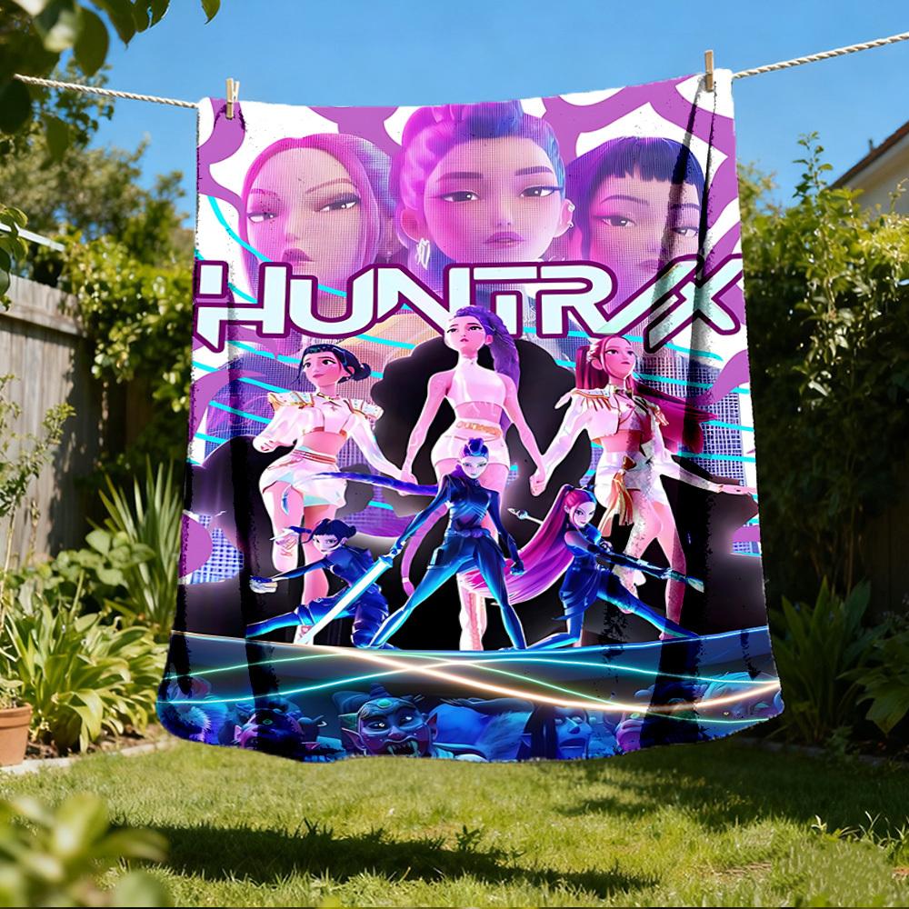 

1pc Hulk Fist Outdoor Flannel Blanket for Girls Soft, Lightweight Throw Perfect for Camping, and Gifting, Digital 80x120cm