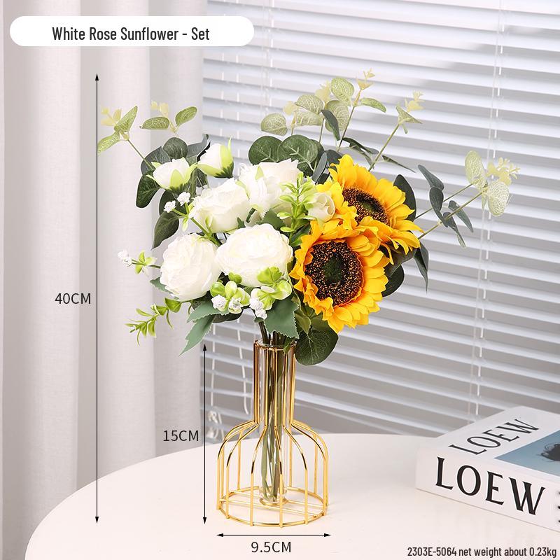 Minimalist Transparent Glass Vase for Creative Flower Arrangements In Living or Dining Rooms
