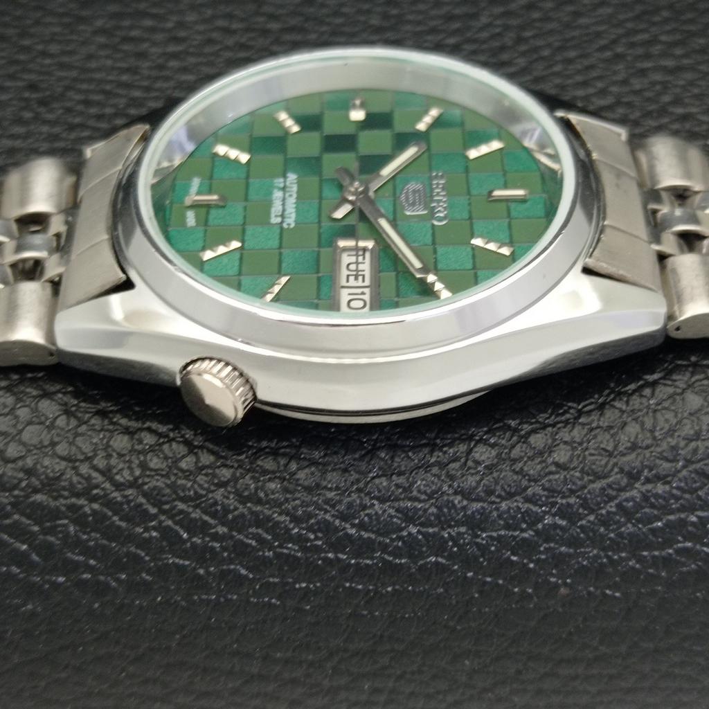 REFURBISHED JAPAN MADE SEIKO 5 AUTOMATIC MENS WATCH GREEN DIAL CUSTOM A440136-2 QV90-a440136