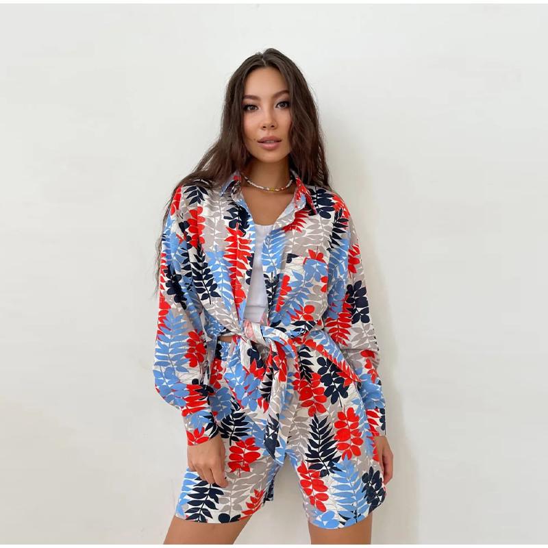 

Женская повседневная рубашка с лацканами высокого класса, подходящая ко всему, повседневные шорты, костюм с принтом для женщин XL красный