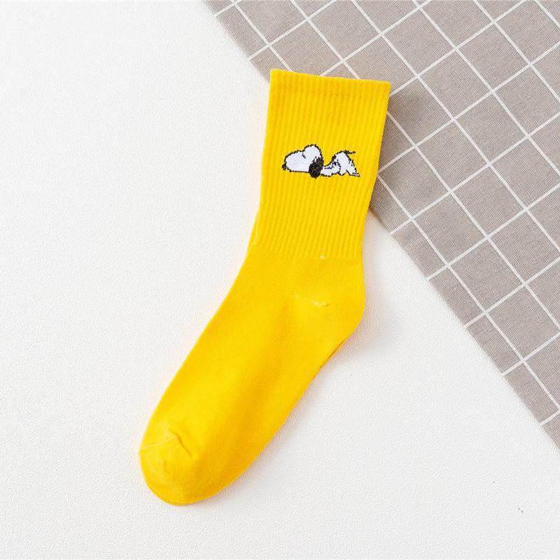 

Snoopy Women s Japanese Style Cotton Sports Socks - Autumn/Winter Mid-High Tube, Academy Style, Trendy. One Size
