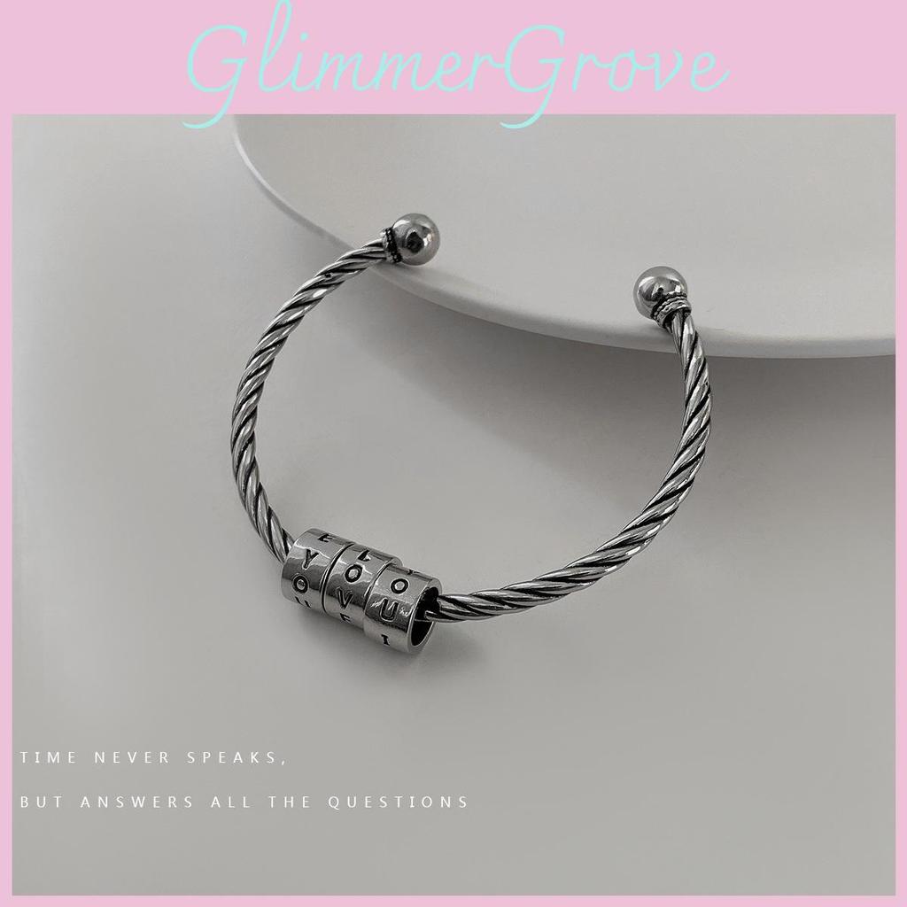 Stylish Alloy Heart Bracelet For Women Modern Highend Fashion Ornament Hand