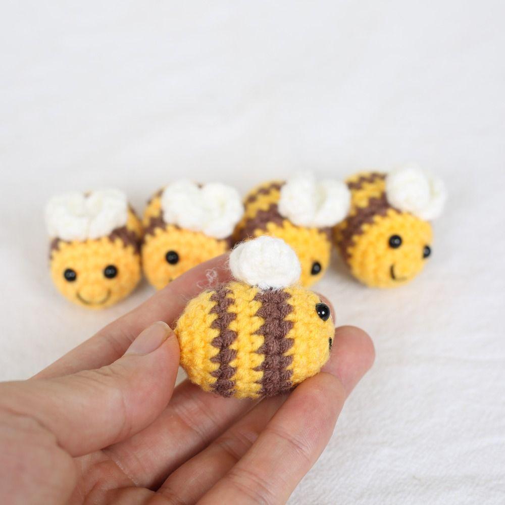 Finished Product Crochet Keychains Handmaking Knitting Insect Fat Bees Pendants  Animal Doll