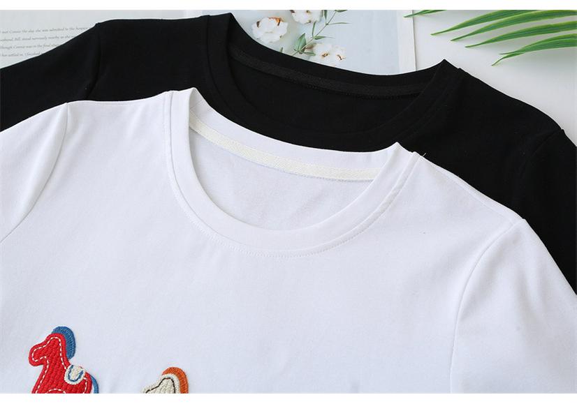2026 Plus Size Cotton T-Shirt with Horse Patch - Short Sleeve, Round Neck, Fashionable Top for Fat Girls