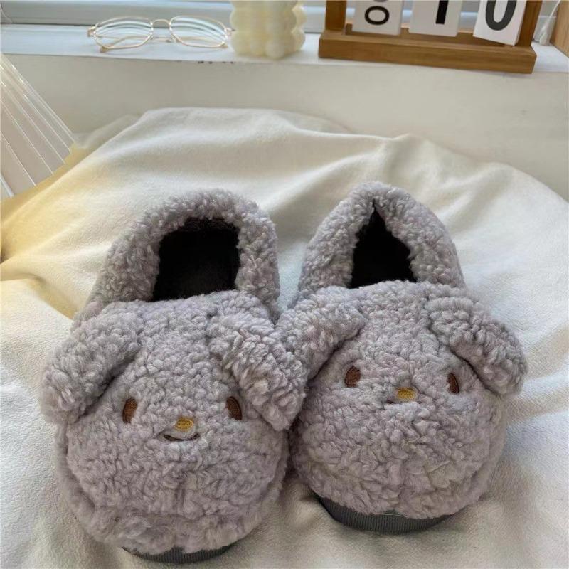 Baumwoll-Schuhbeutel mit Baumwoll-Hausschuhen, süße Wohnkultur für Mädchen im Herbst und Winter, Ins-Stil, haarige Schuhe, Schleife, Hund, Schlafsaal