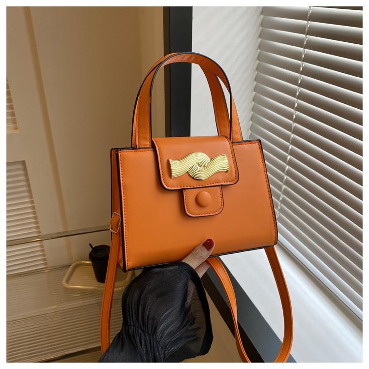 Textured handbag solid color casual small bag women's bag 2025 new fashion shoulder messenger small square bag