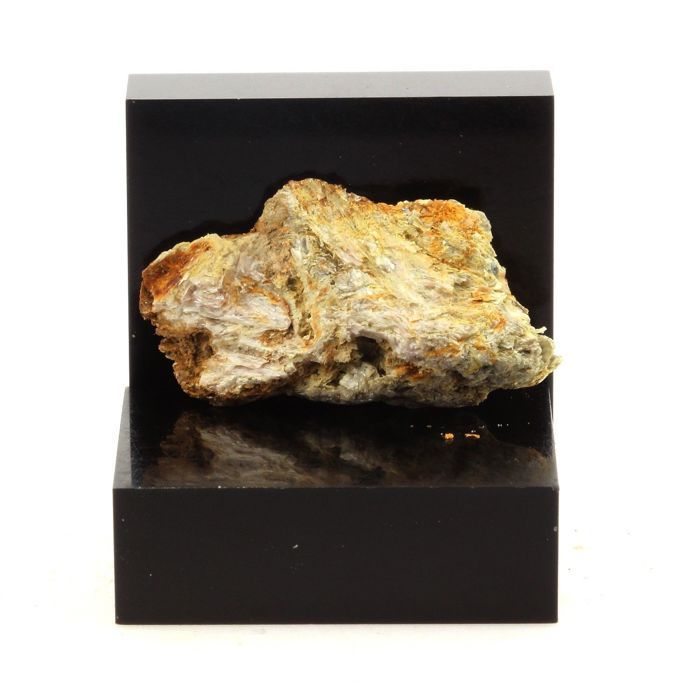 Carpholite 15.3 carats