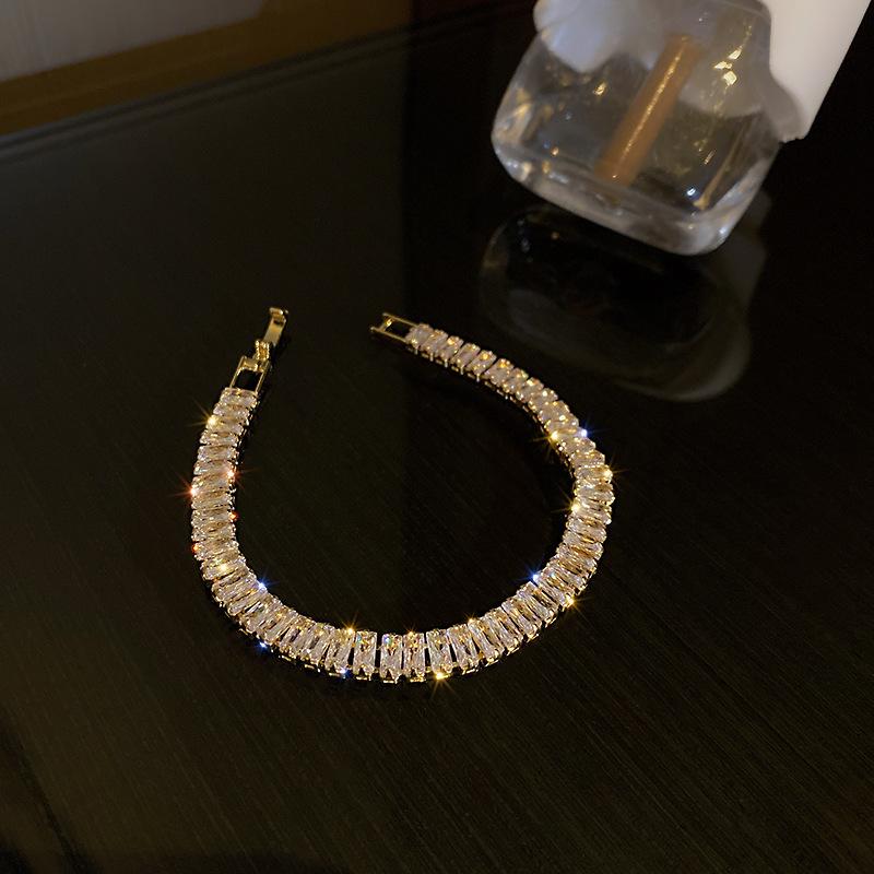High-End Geometric Crystal Adjustable Bracelet with Luxury Drawstring Design - New Influencer Jewelry