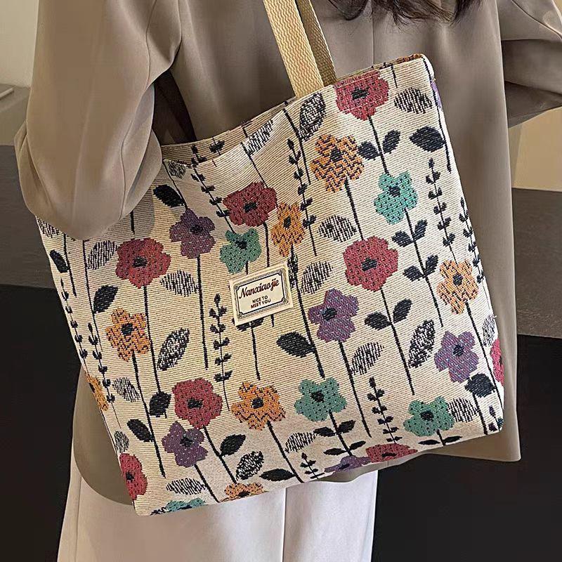 2024 Canvas Tote: Large-Capacity Shoulder Bag for Women - Stylish, Versatile Commuter Handbag