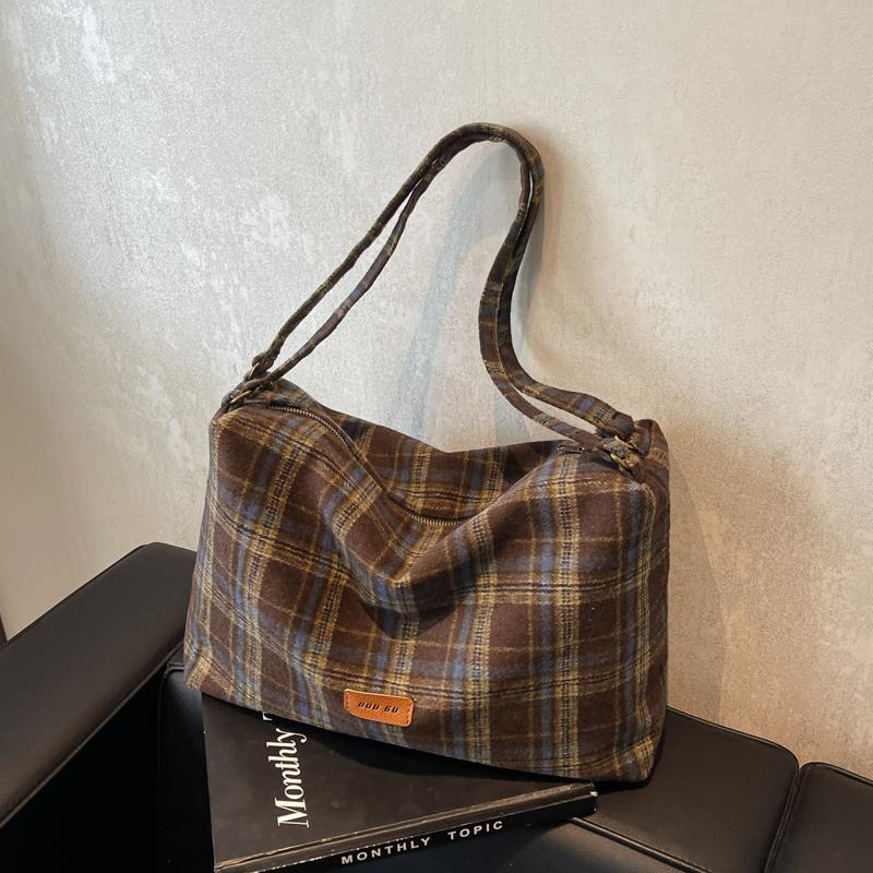 Large Capacity Woolen Shoulder Bag College Style Tote Bag