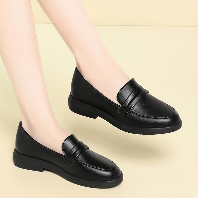 Spring and Autumn small leather shoes comfortable medium women's shoes deep mouth single shoes soft sole professional single shoes women's shoes