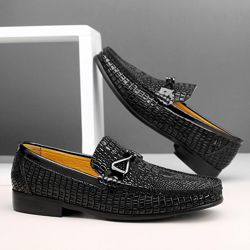 Fashion Male Comfy Walking Shoe Genuine Leather Slip on Mens Loafers New Trend Casual Shoes Moccasins Hot Sale Man Driving Shoes