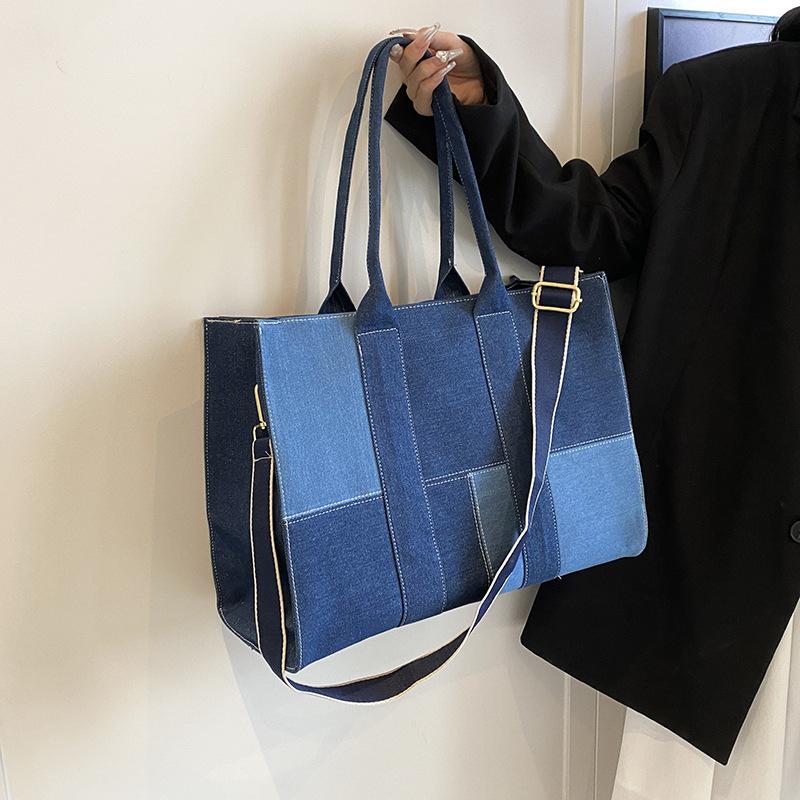 Large Capacity Denim Bag Women's New Shoulder Bag Commuter Tote Bag