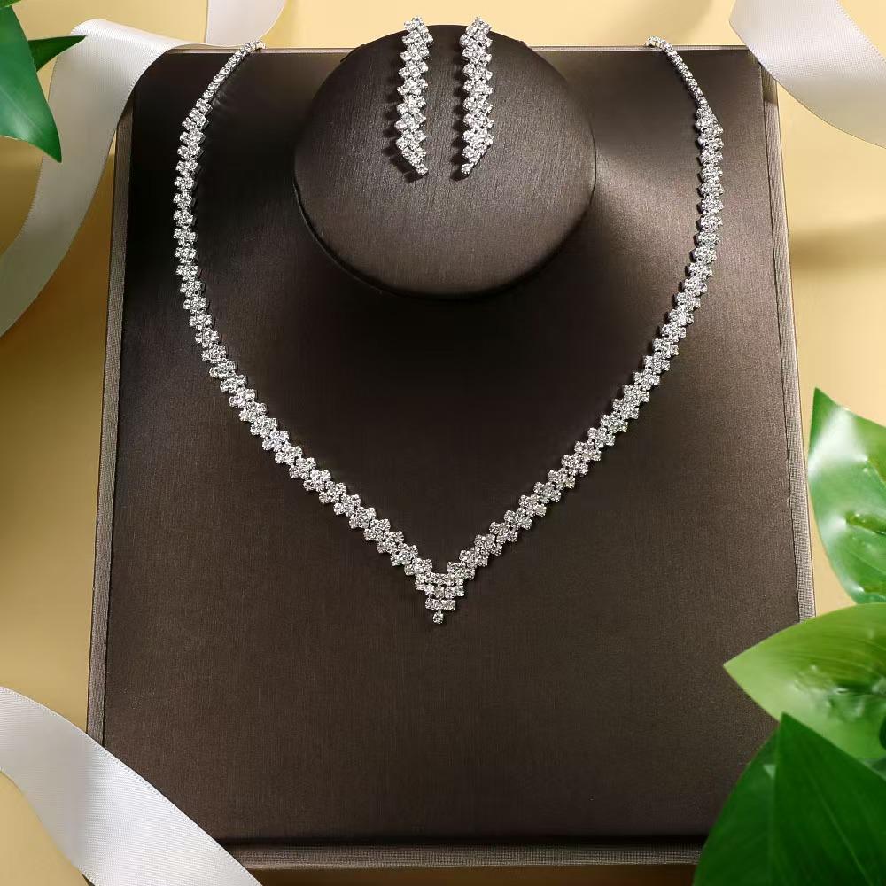 Sparkling Diamond Bridal Necklace & Earrings Set for Wedding and Evening Dress