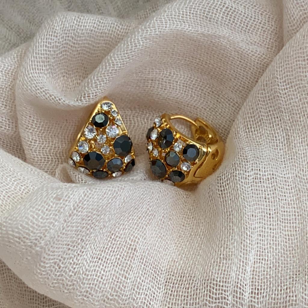 Super Flash Black Zircon Earrings, Premium Sense Earrings, Temperament, Premium Atmosphere 20 Tide Earrings, Earrings.