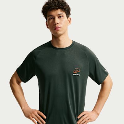 Nike Running T Shirts Men s 317 Crew Neck Moderate M