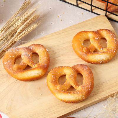 Simulation Food Artificial Bread Model Fake Doughnut Home Decor Cake Shop Bakery Window Display Pography Props Table Decor