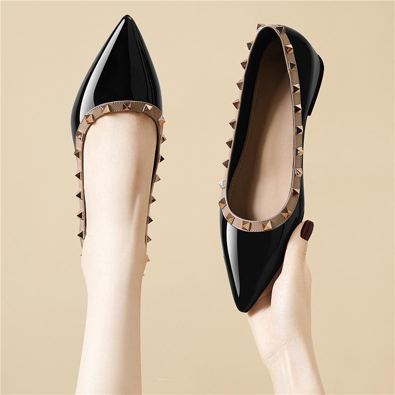 

Leather French single shoes women s shallow mouth women s patent leather night breeze gentle soft bottom flat bottom ladyshoes 34