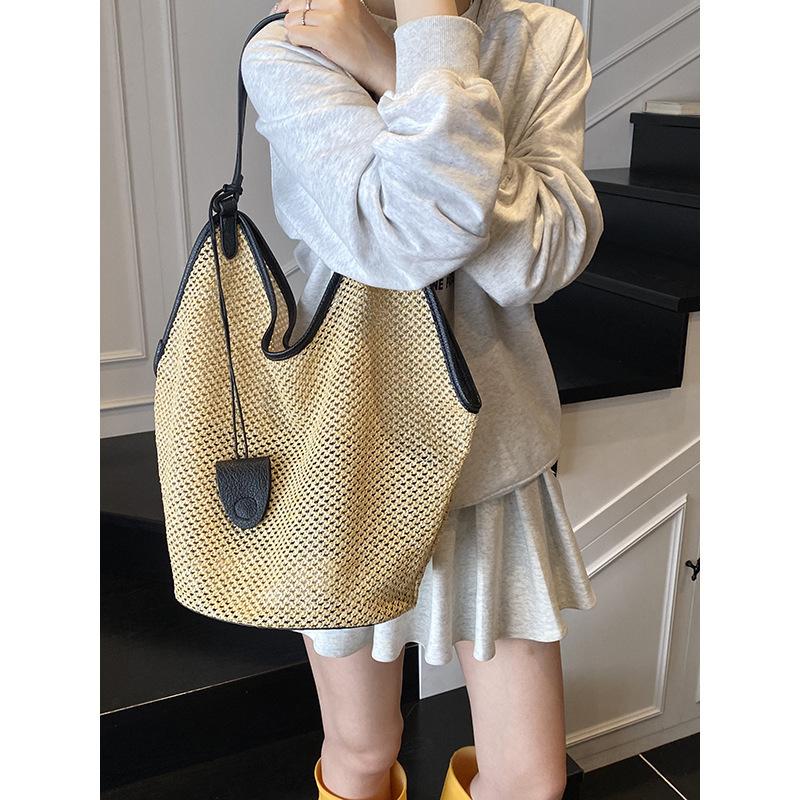Beach Bag Large Capacity Summer Woven New Work Commuter Shoulder Bag Simple Niche