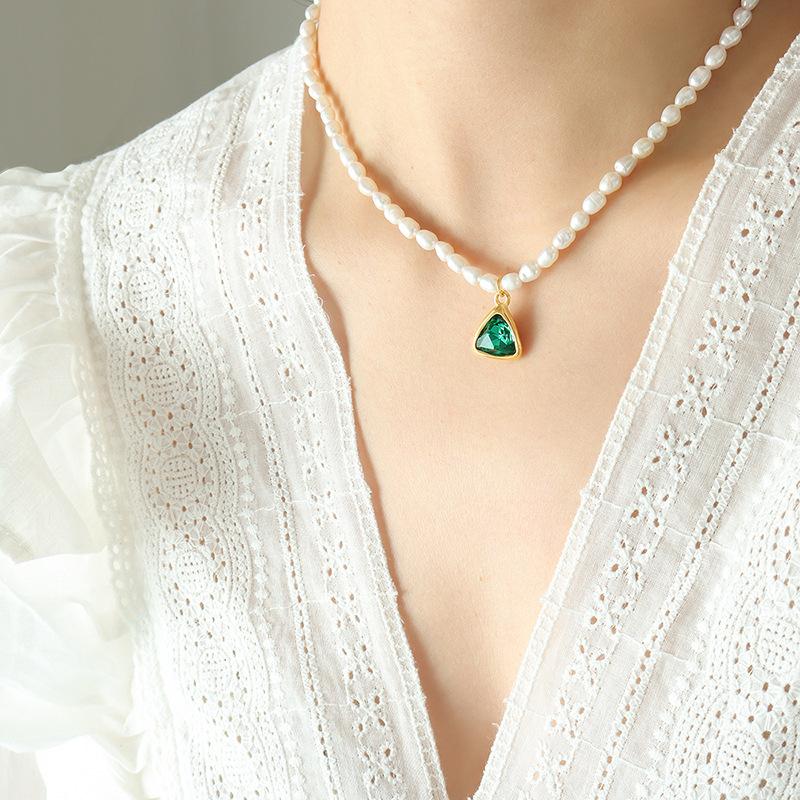 

Новый французский супер сверкающий кристалл зеленый и белый пресноводный жемчуг ожерелье угловой кулон персонализированная модная жемчужная цепочка