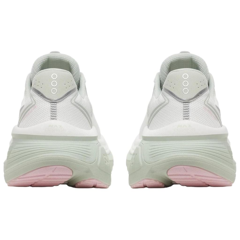 SAUCONY Hurricane 26 Running Shoes Women's Low-top White/Light Camel