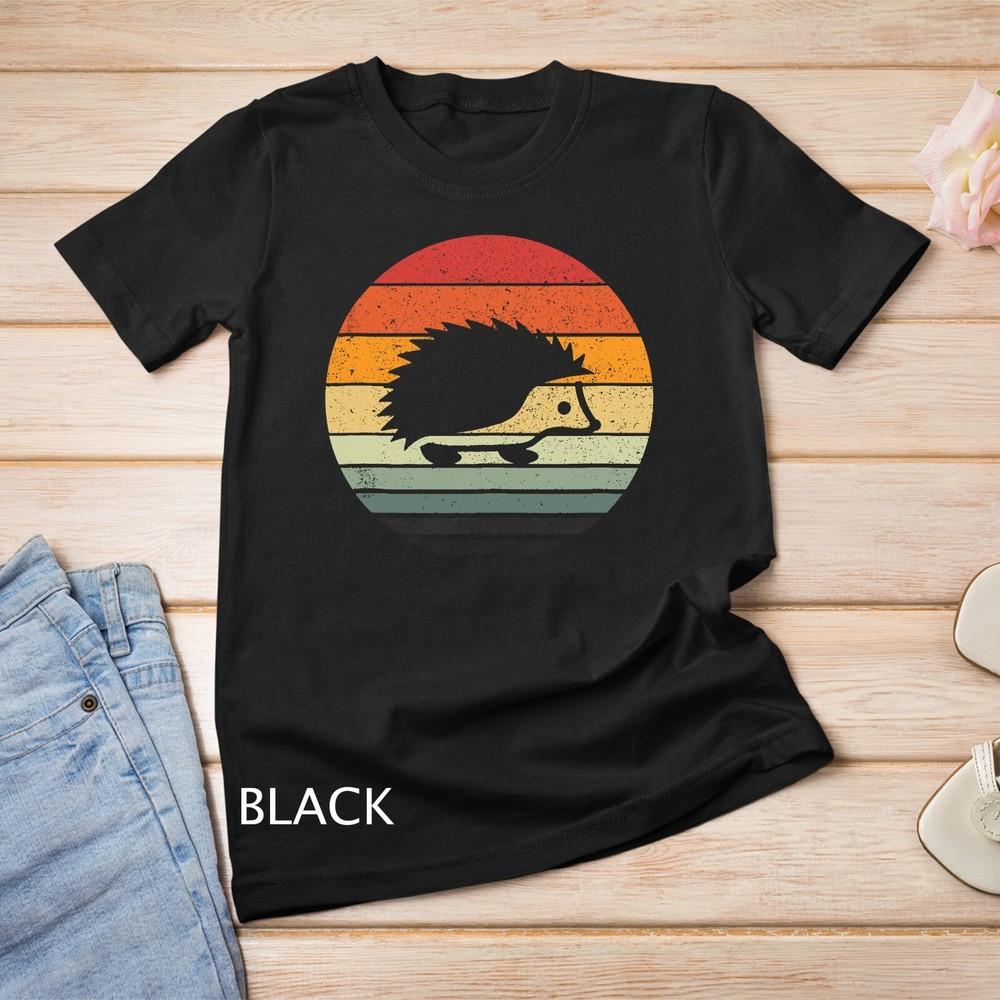 

Vintage Retro Sunset Hedgehog Unisex T-shirt L