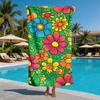 Retro Pop Style Floral Pattern Polyester Microfiber Beach Towel Is Highly Absorbent, Suitable for Swimming and Beach Outings