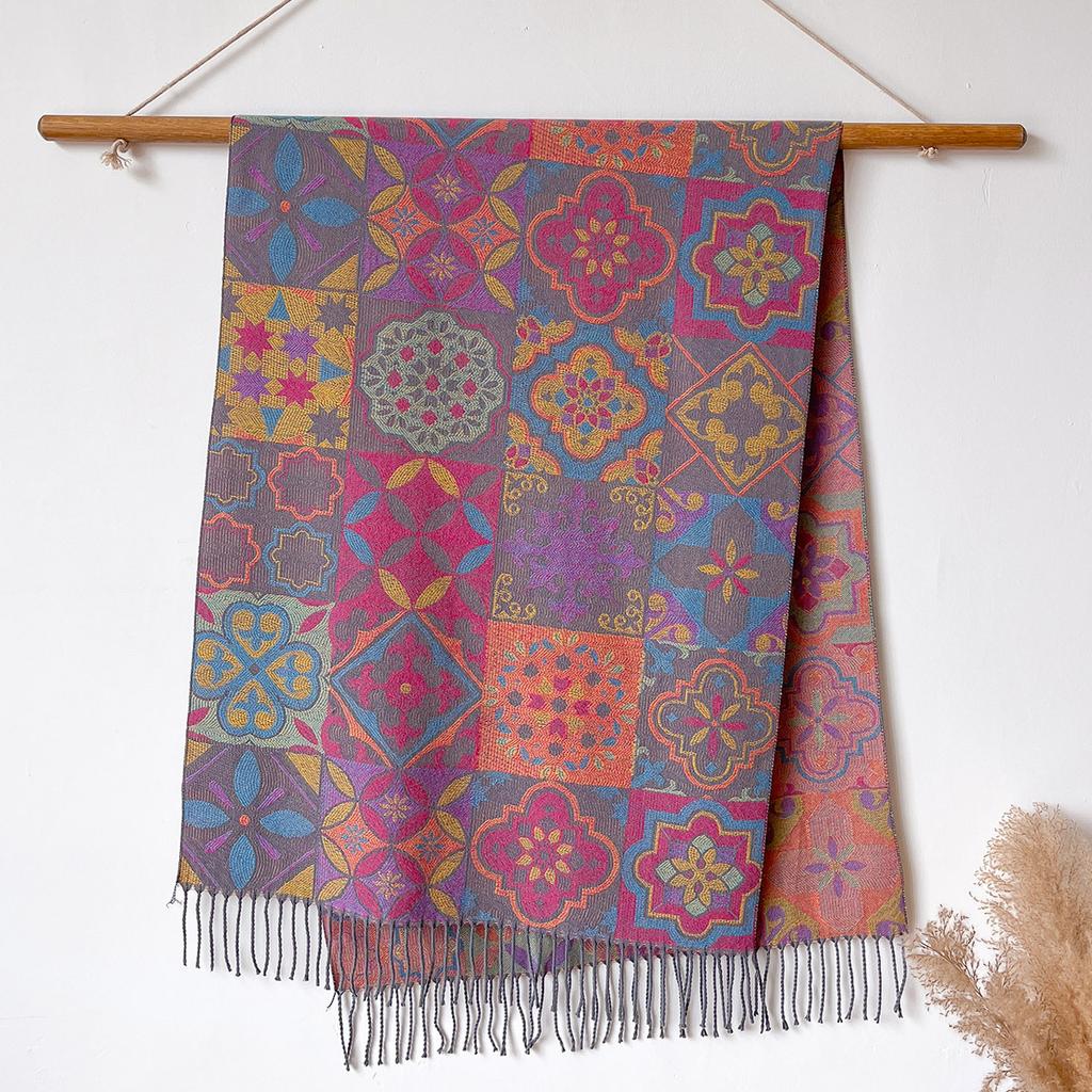 Winter Shape Jacquard Scarf High-end Thick Fringed Scarf Temperament Versatile Imitation Cashmere Warm Shawl